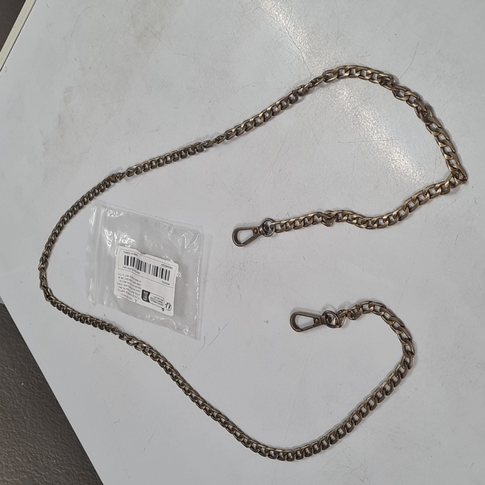 NEW Unbranded CROSSBODY CHAIN